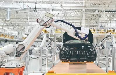 汽車產業(yè)集群 上臺階 丨 鏈 力十足 長春汽車產業(yè)集群提速 上臺階