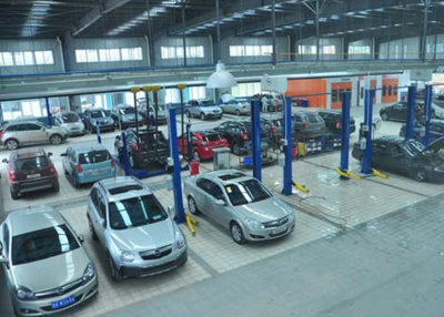 芯片短缺沖擊汽車業 車企縮減低端車型芯片用量以應對危機